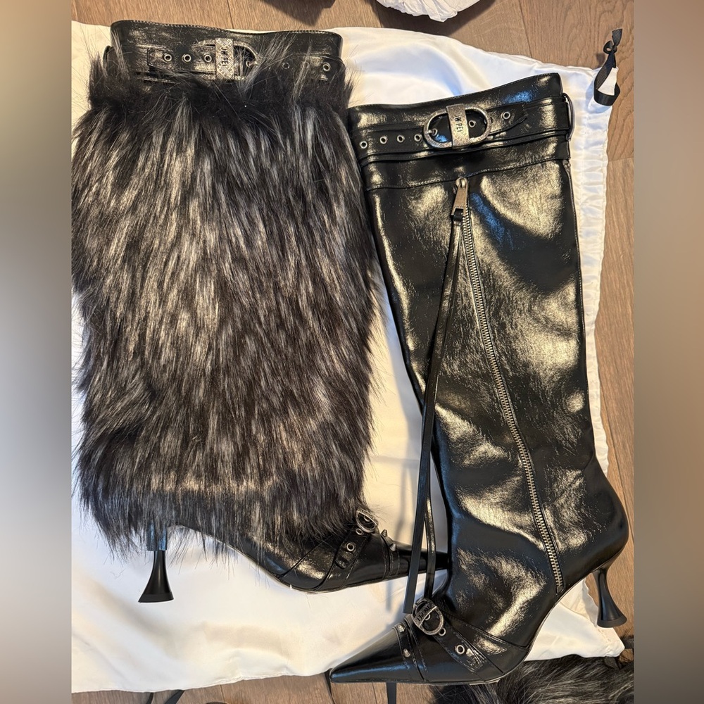 Brand new! JW PEI Nico Faux Fur Studded Boot (fur removable)